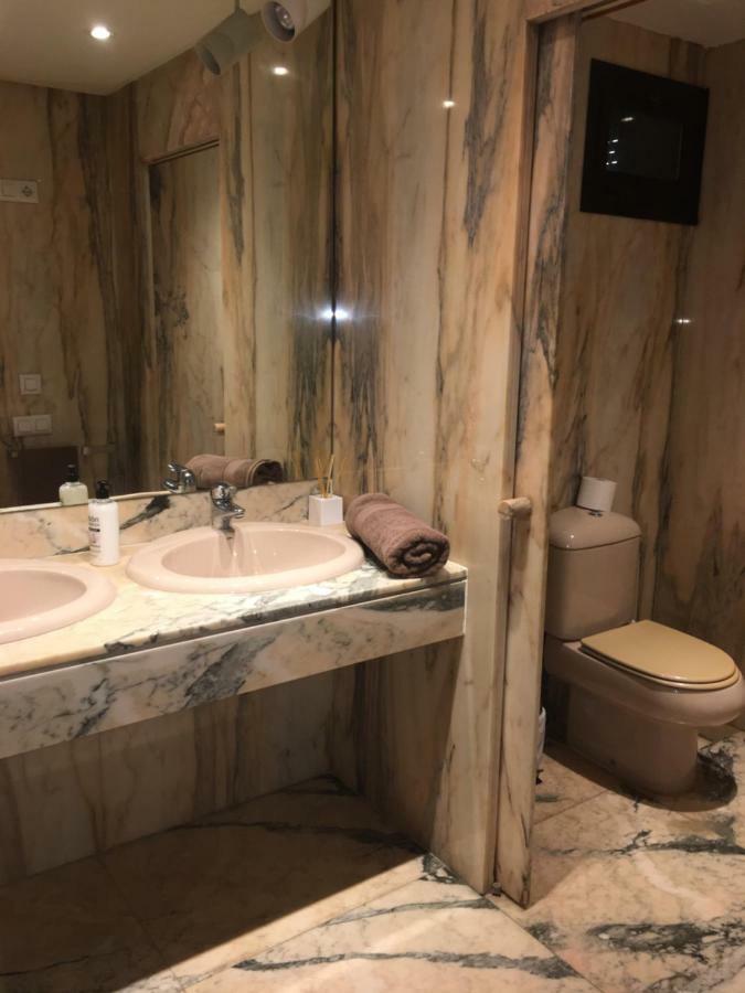 Apartamento Centrico Parking - Wifi Apartment Валенсия Екстериор снимка